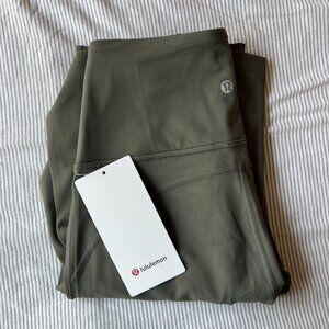 Groove Nulu Super-High-Rise Flared Pant *Regular